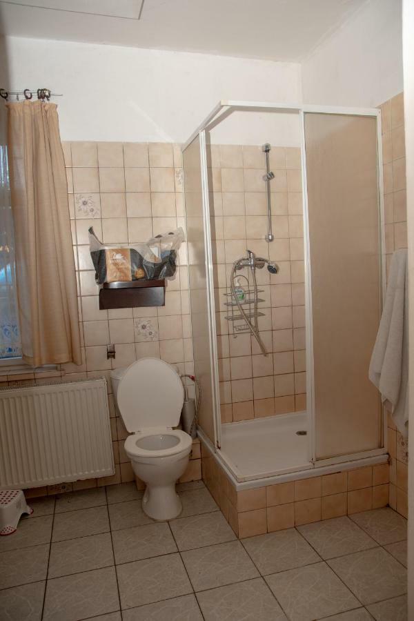 Apartmány U Kocoura pod Klínovcem Kovářská Exterior foto