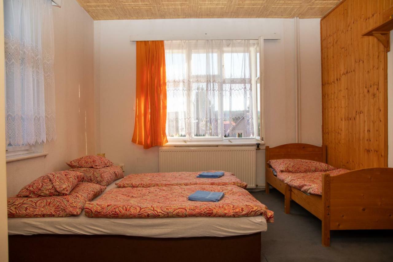 Apartmány U Kocoura pod Klínovcem Kovářská Exterior foto